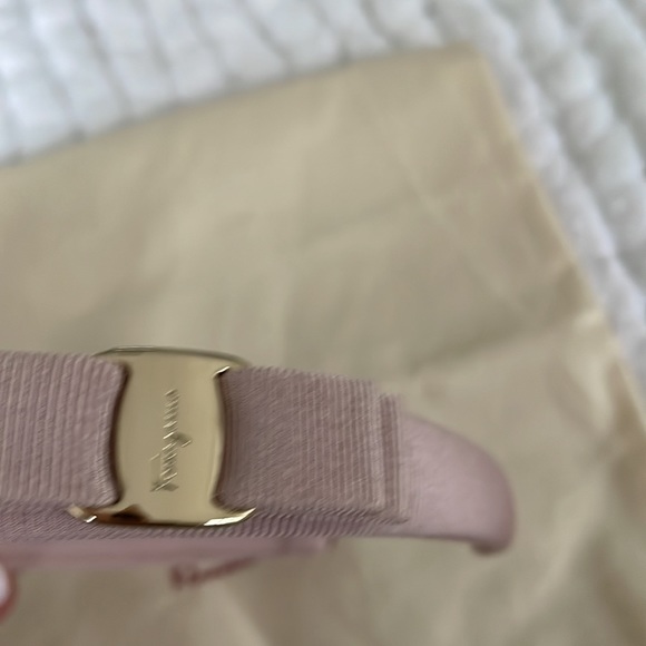 Ferragamo pink hair band - Picture 3 of 10